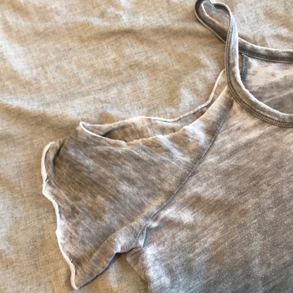 Express Tee - Picture 3 of 3